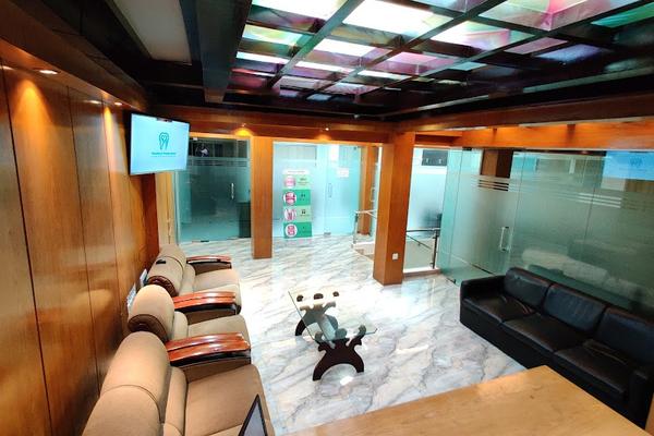 Chowdhury's Premium Dental, Chattogram