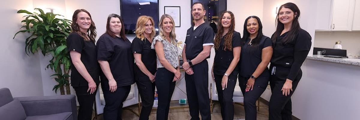 Motiur's Dental