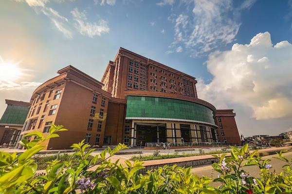 Sheikh Sayera Khatun Medical College & Hospital