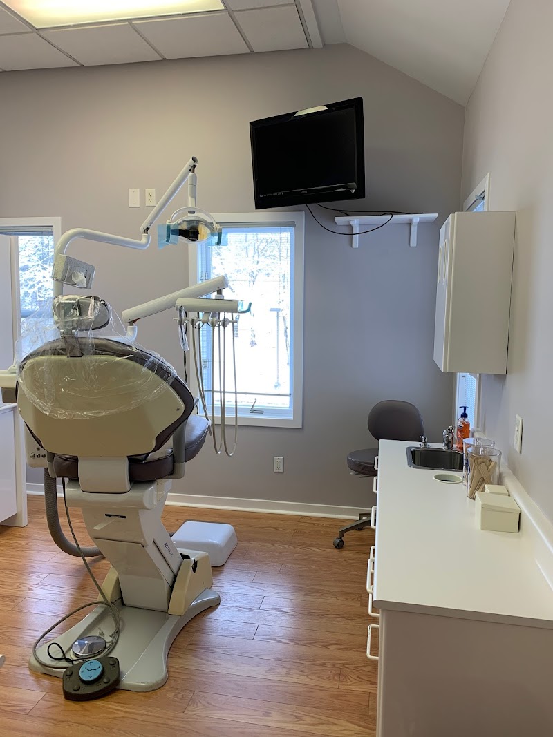 Premium Dental Surgery logo