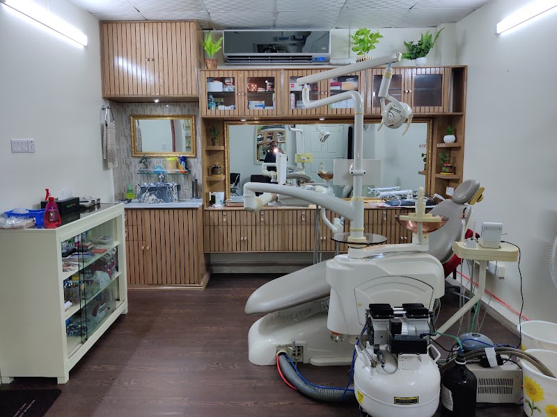 Saiful’s DENTAL Care logo